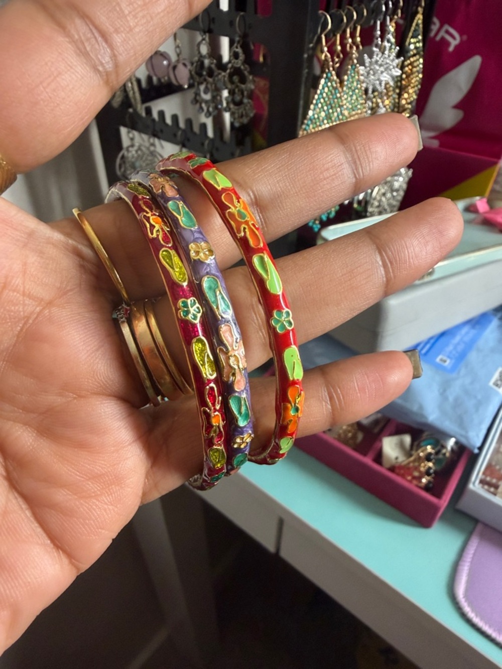 Coilsonne Floral Enamel Bangle Bracelet Set - Red & Multicolor
